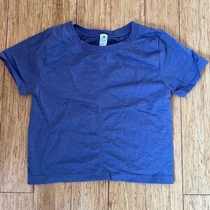 Yogalicious gym tshirt size xs purple